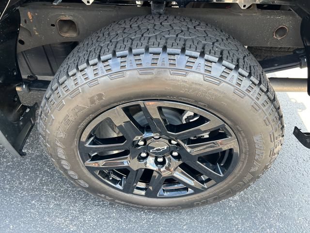 Certified 2024 Chevrolet Silverado 1500 RST w/ Z71 Off-Road Package AWD/4WD image 25