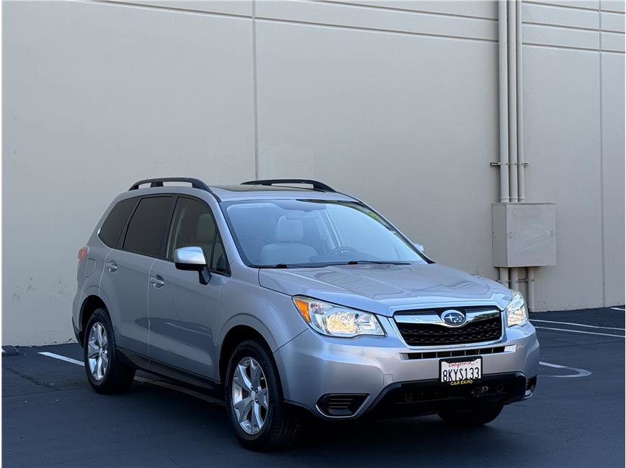 Used 2015 Subaru Forester 2.5i Premium image 2