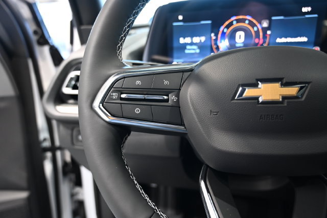 New 2027 Chevrolet Traverse LT w/ LPO, Floor Liner Package AWD/4WD image 23