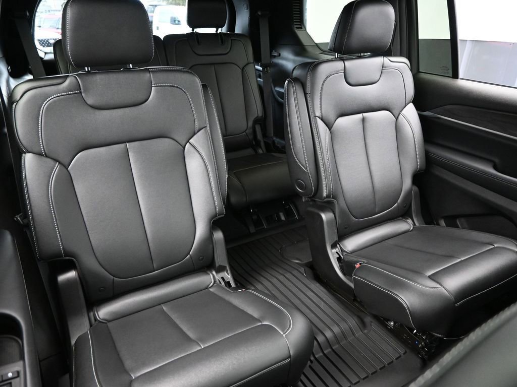 Used 2024 Jeep Grand Cherokee L Limited w/ Trailer Tow Package image 35