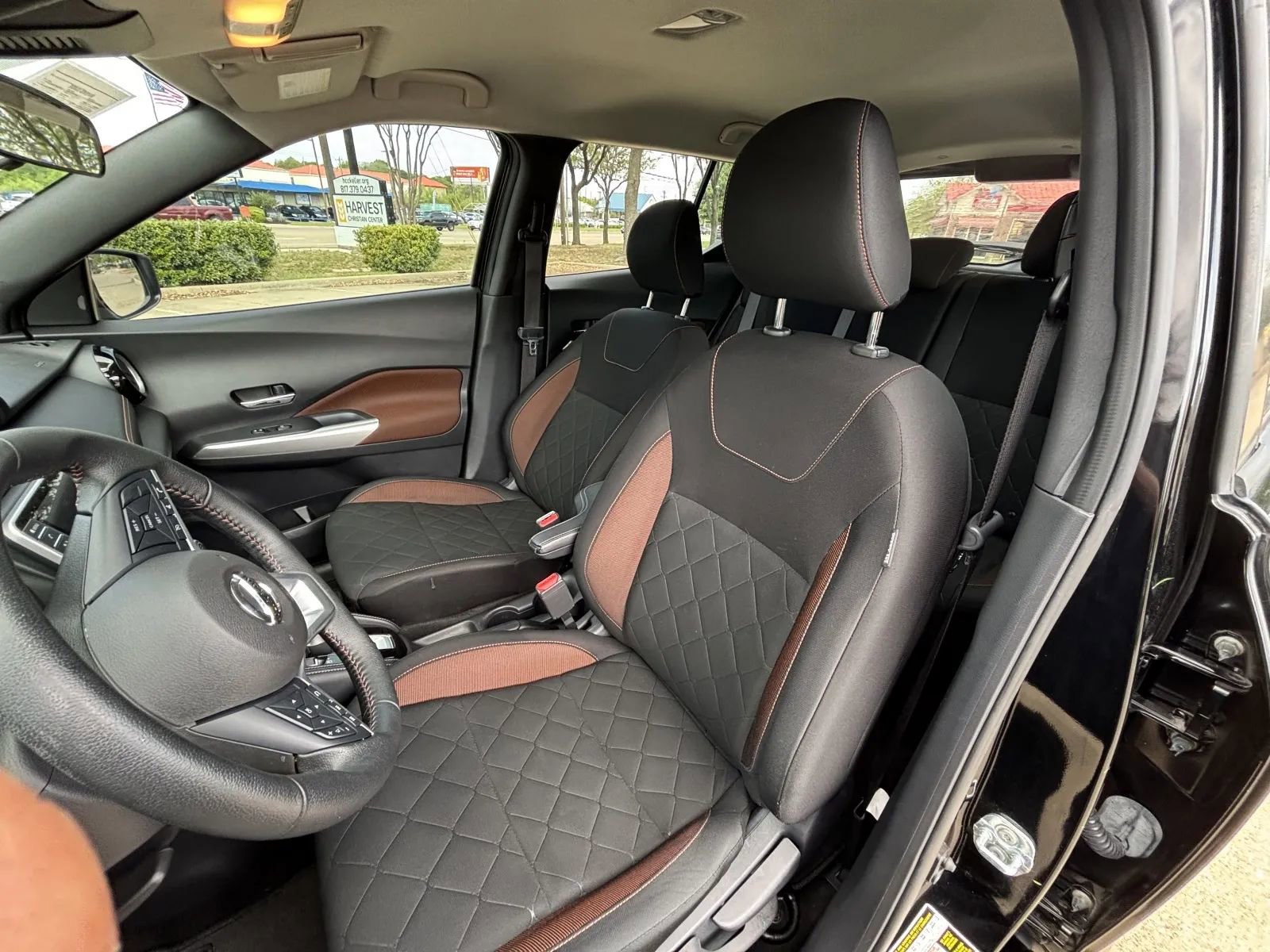 Used 2020 Nissan Kicks SR FWD image 14