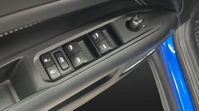 Used 2023 Jeep Compass Altitude w/ Sun and Sound Group image 22