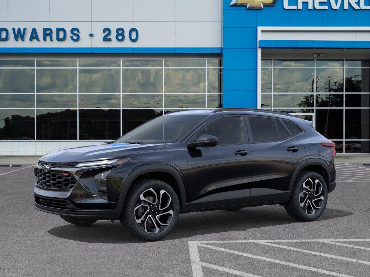 New 2026 Chevrolet Trax RS w/ Sunroof Package FWD image 2