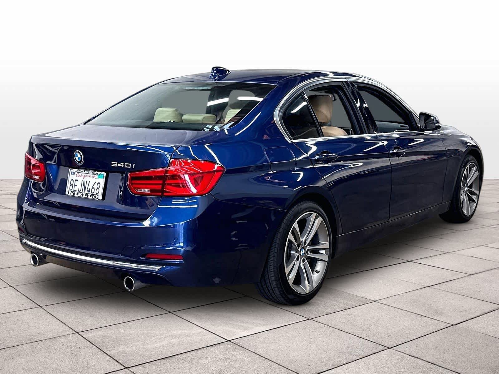 Used 2018 BMW 340i Sedan RWD image 15