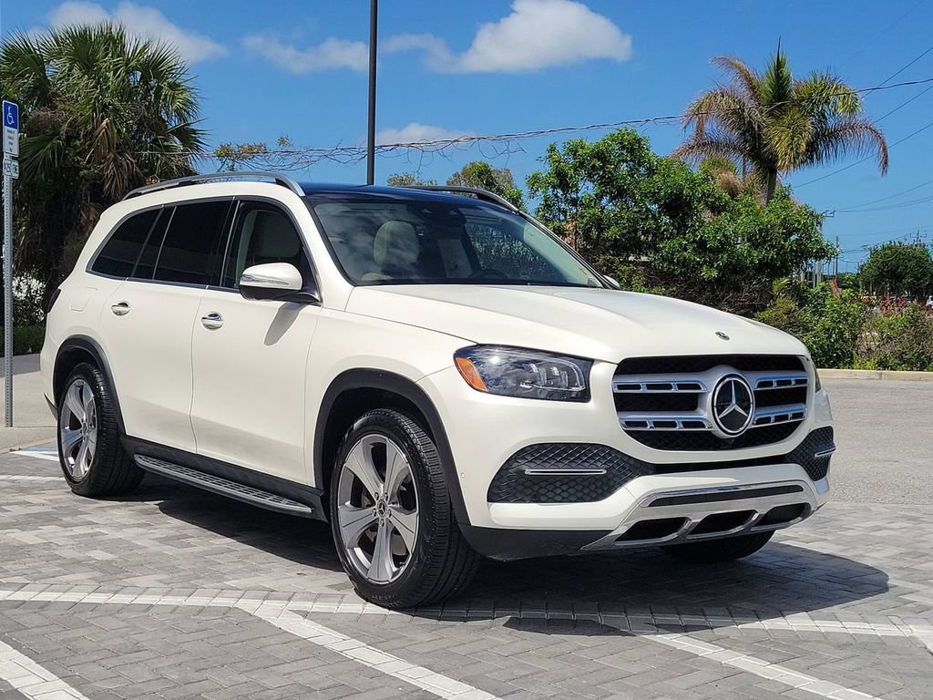 Used 2022 Mercedes-Benz GLS 450 4MATIC image 7