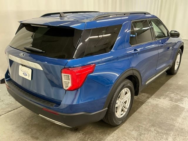 Used 2022 Ford Explorer XLT w/ Equipment Group 202A image 3