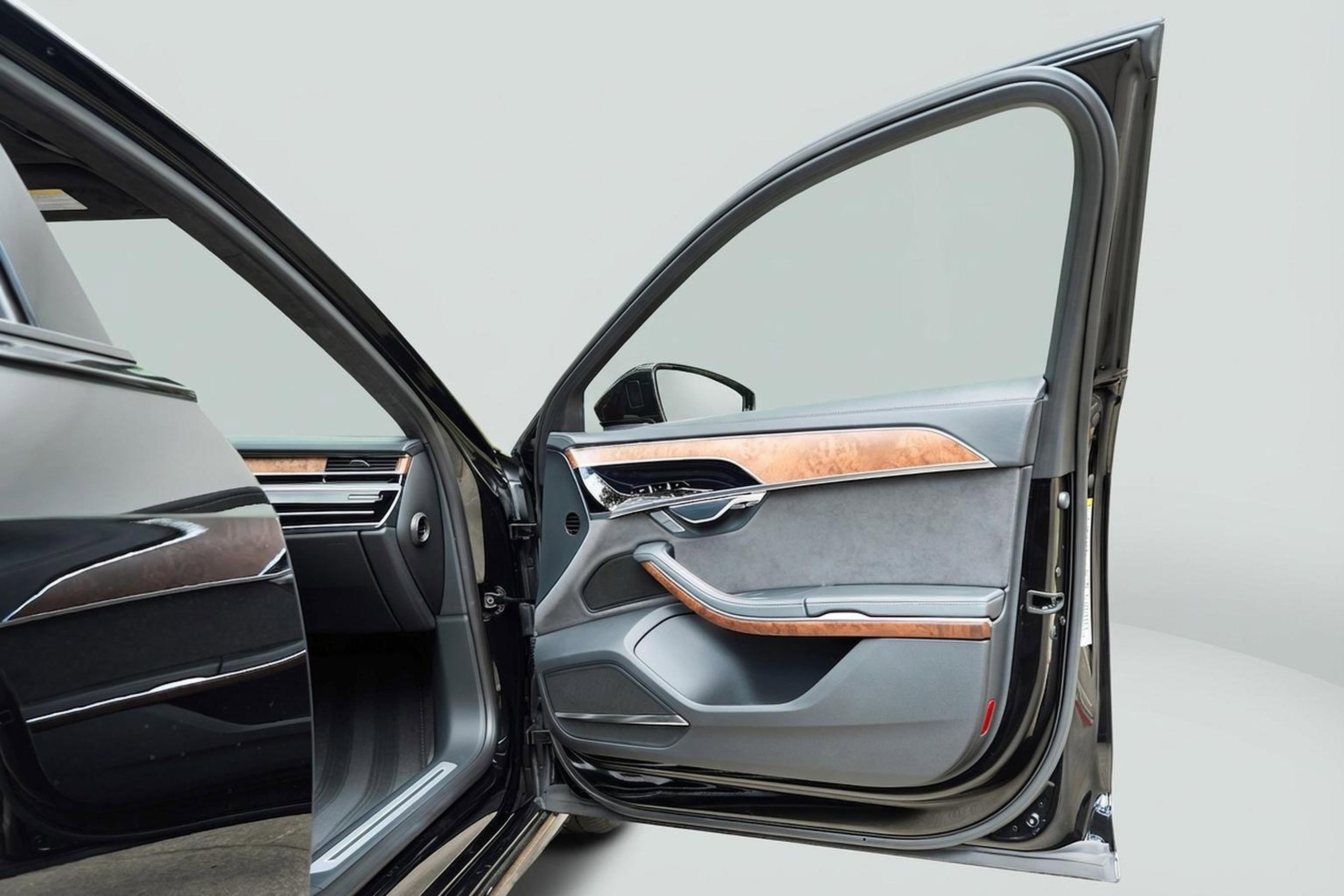 Used 2021 Audi A8 L 4.0T image 20