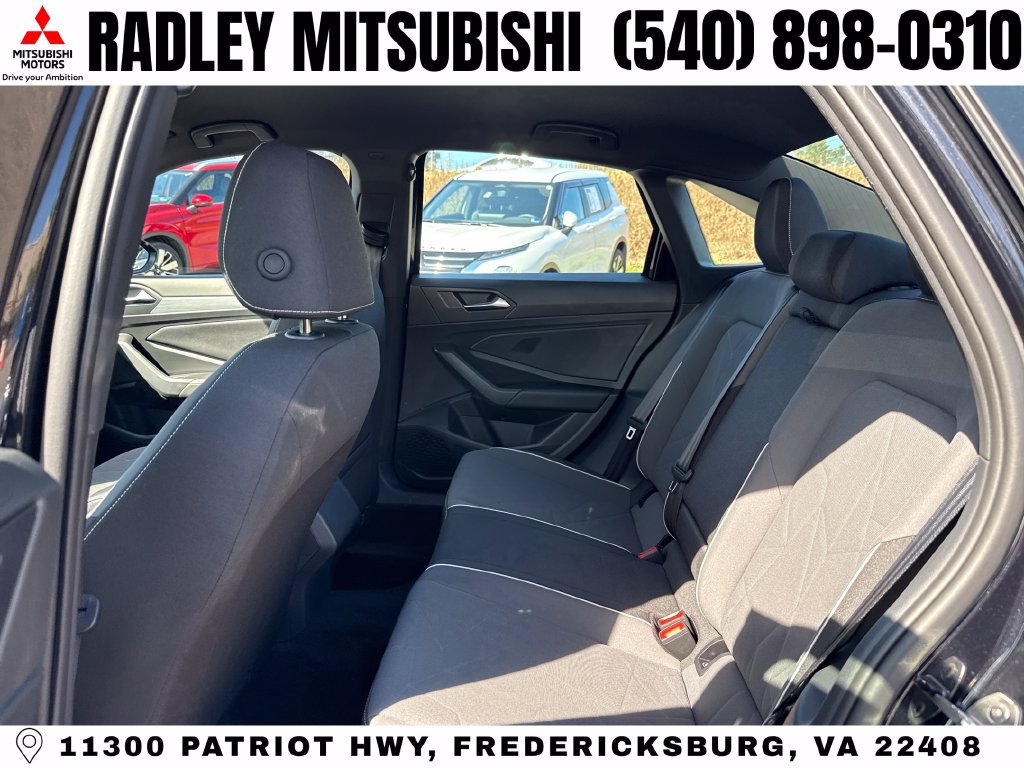 Used 2026 Volkswagen Jetta SE FWD image 12