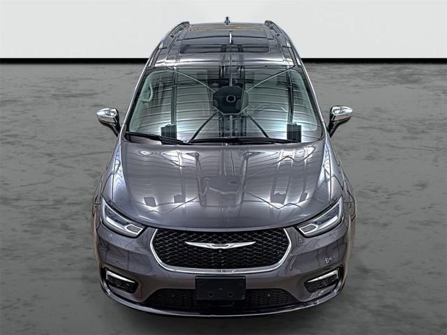 Used 2021 Chrysler Pacifica Limited w/ Premium & Safety Sphere Group image 12