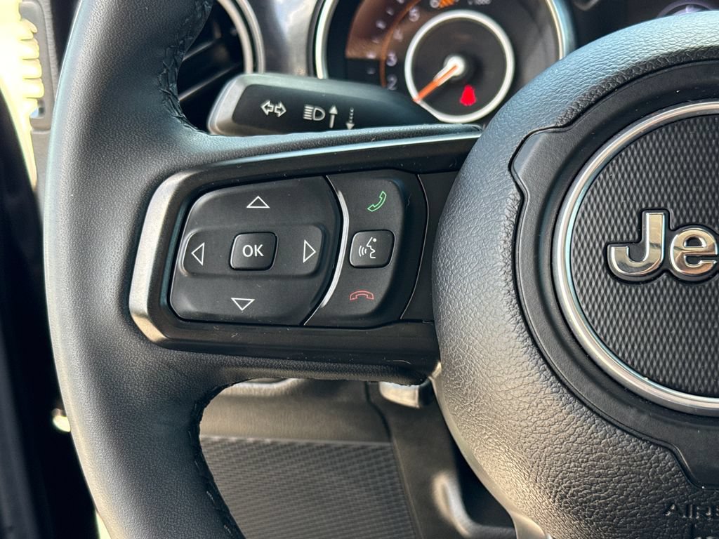 Used 2023 Jeep Wrangler Unlimited Sport AWD/4WD image 15