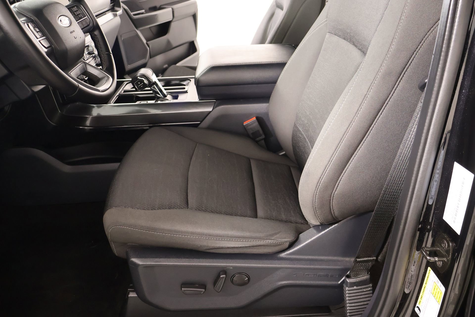 Used 2023 Ford F150 XLT w/ Equipment Group 302A High image 13