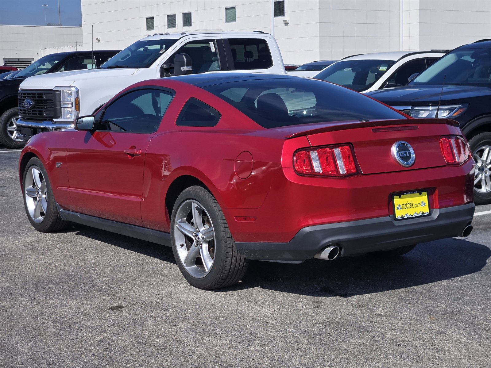 Used 2010 Ford Mustang GT image 7
