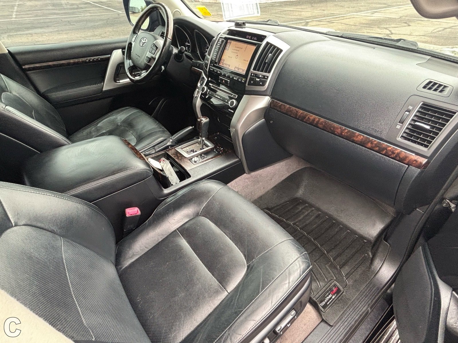 Used 2013 Toyota Land Cruiser image 34