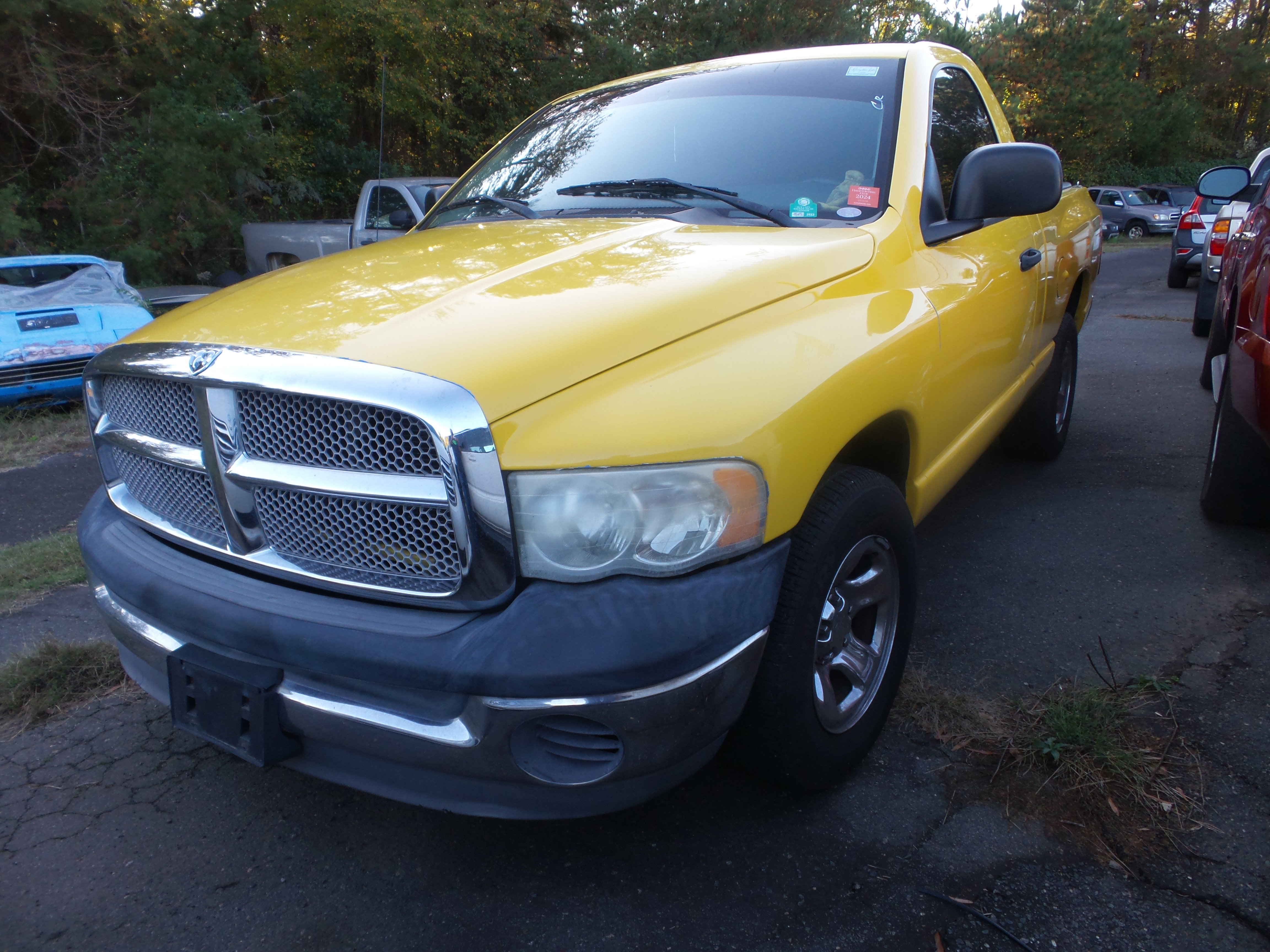 Used 2004 Dodge Ram 1500 Truck ST image 10