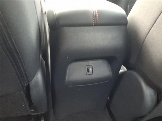 New 2025 Nissan Sentra SR image 28