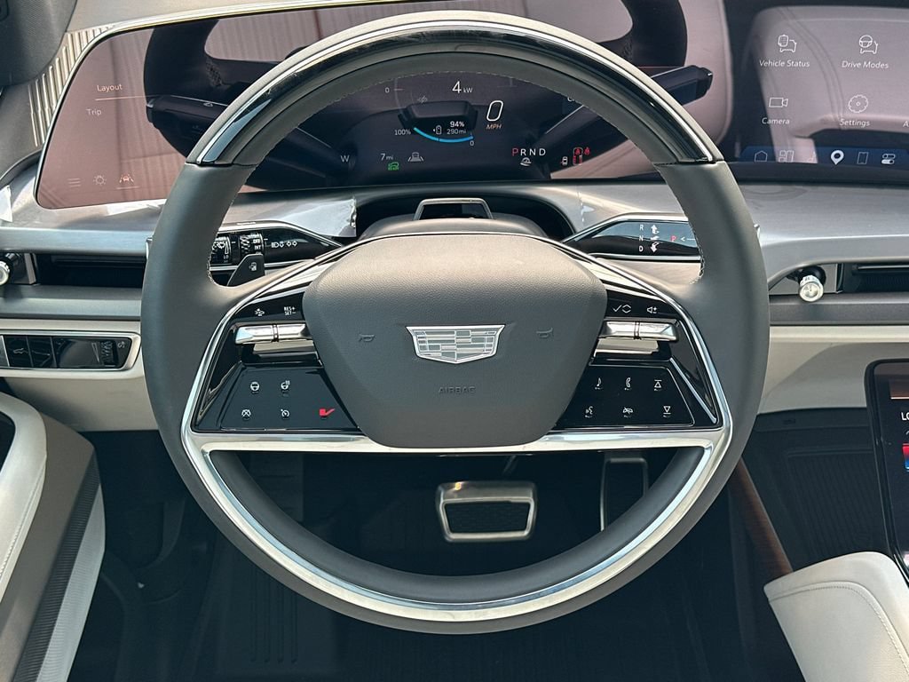 New 2027 Cadillac Vistiq Sport w/ LPO, Floor Liner Package AWD/4WD image 24