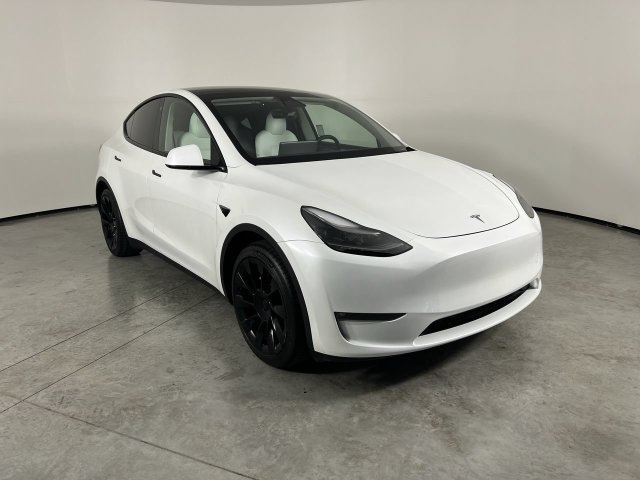 Used 2023 Tesla Model Y Long Range AWD/4WD image 2