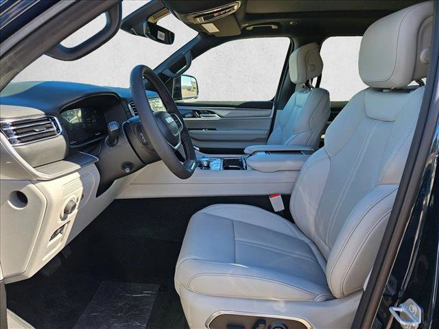 New 2026 Jeep Grand Wagoneer Limited AWD/4WD image 4