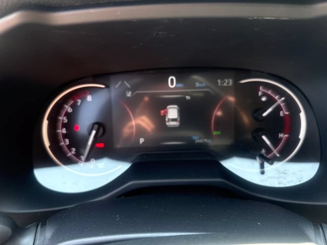 Used 2025 Toyota RAV4 XLE FWD image 12