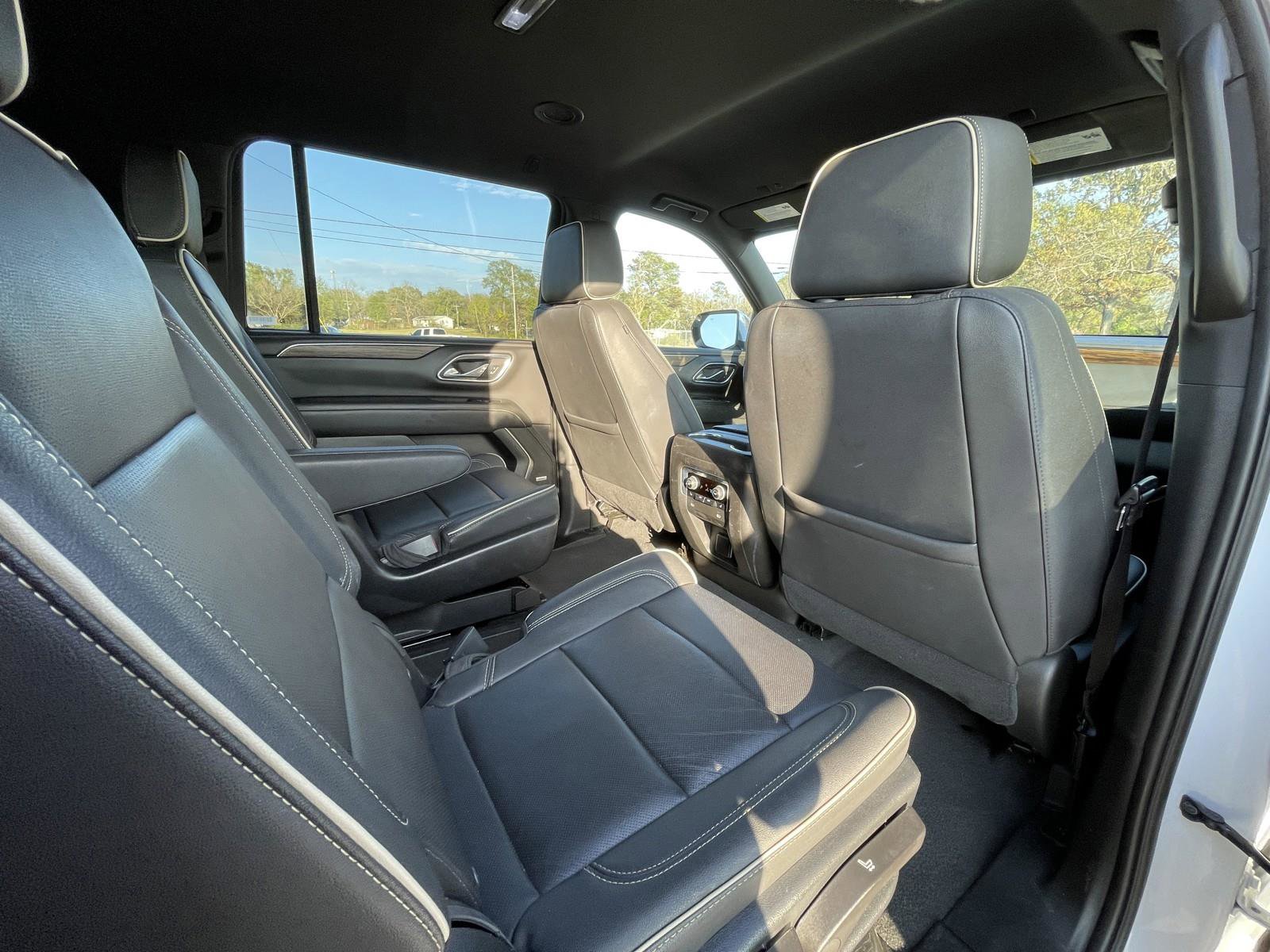 Used 2023 Chevrolet Suburban Premier image 46