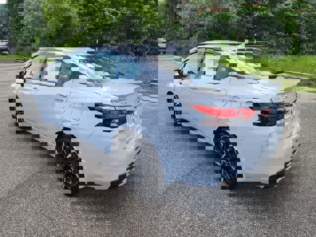 New 2025 Nissan Versa SR w/ Trunk Package image 3
