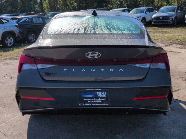 New 2026 Hyundai Elantra SEL Sport FWD image 6