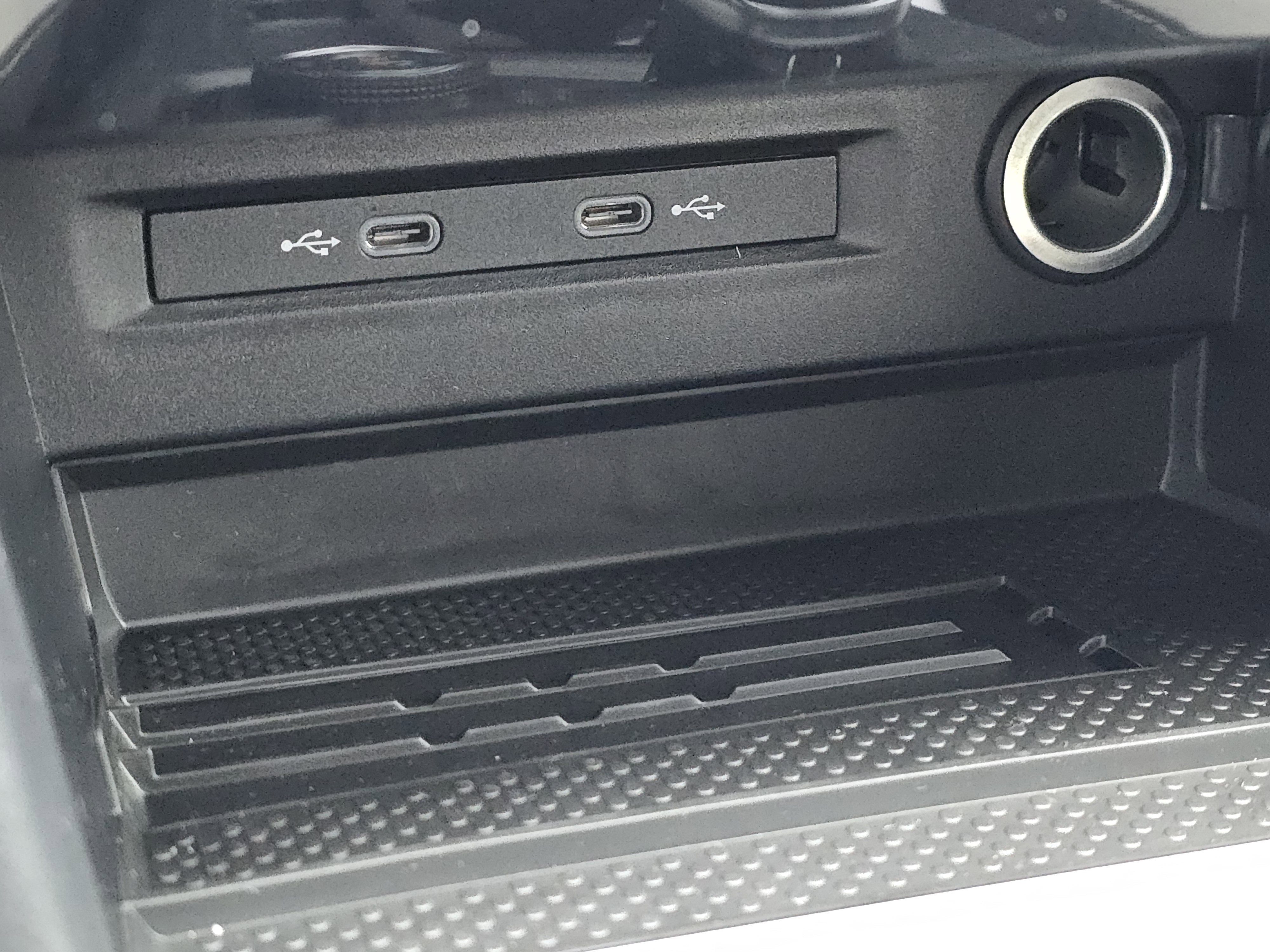 New 2026 Volkswagen Taos SE image 25