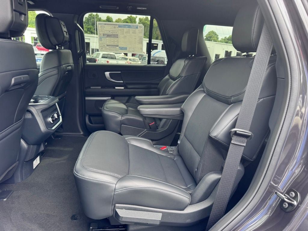 New 2027 Ford Expedition Platinum w/ Stealth Performance Package AWD/4WD image 33