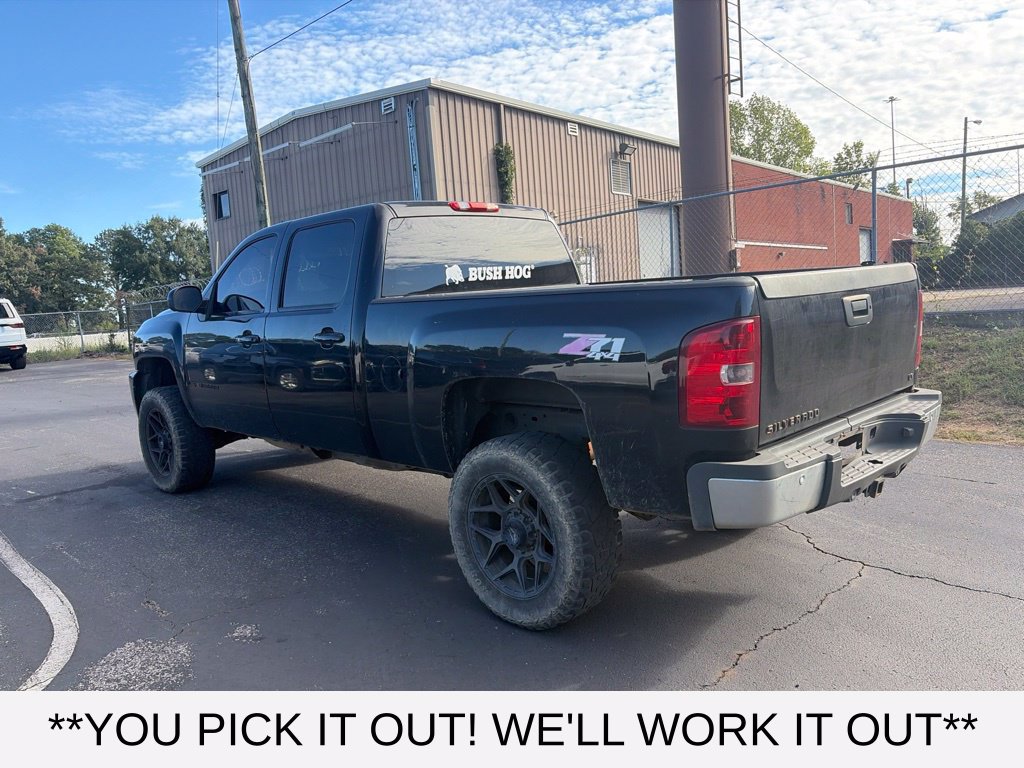 Used 2014 Chevrolet Silverado 2500 LT w/ Z71 Appearance Package AWD/4WD image 4