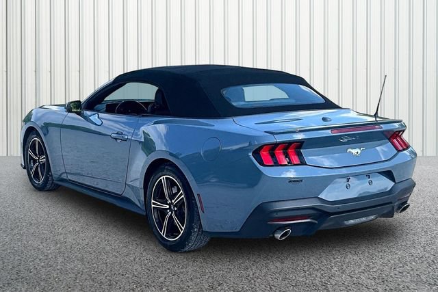 Used 2025 Ford Mustang Premium RWD image 11