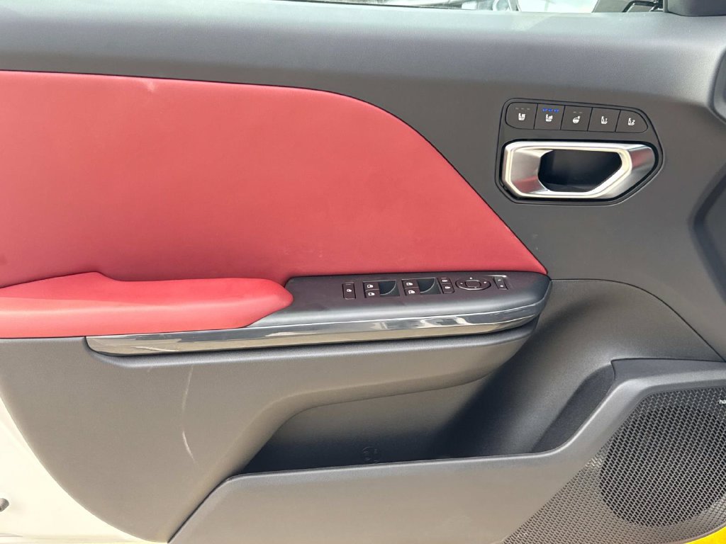 New 2026 Kia K4 GT-Line w/ GT-Line Premium Package FWD image 19