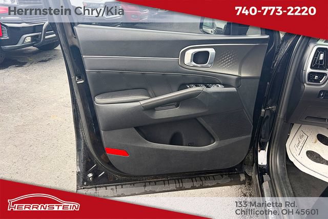 Used 2022 Kia Sorento SX AWD/4WD image 14