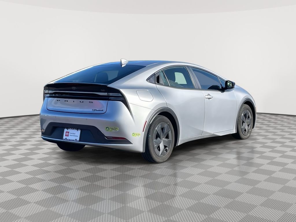 Used 2024 Toyota Prius Prime Premium image 7