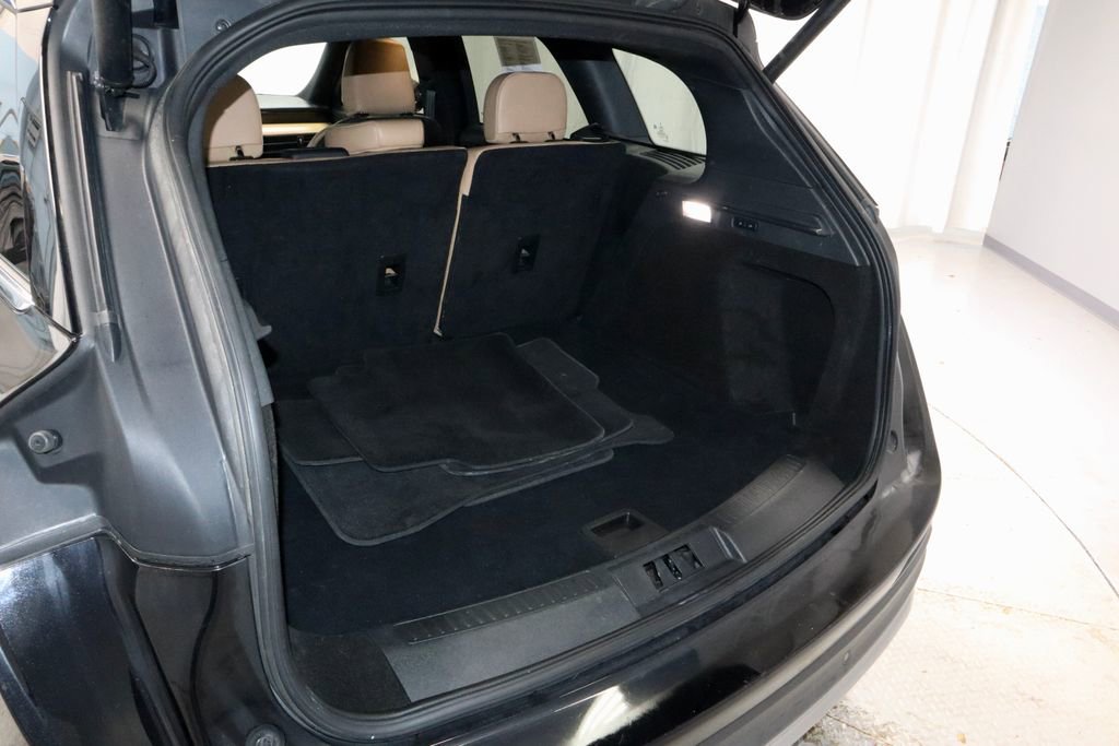 Used 2023 Lincoln Corsair Reserve image 14