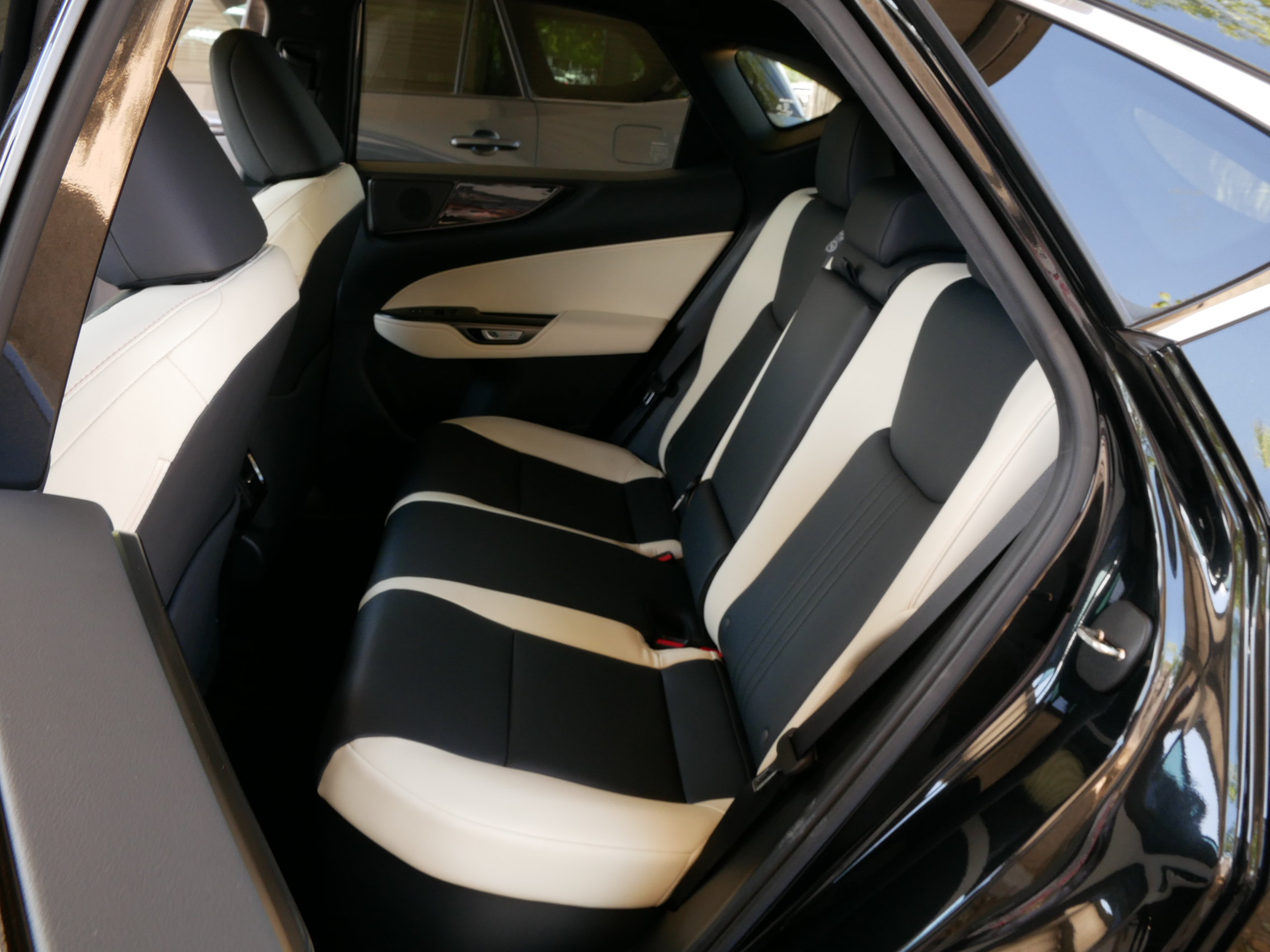 Used 2024 Lexus NX 350h AWD image 20