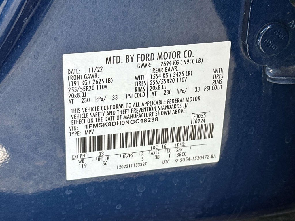Used 2022 Ford Explorer XLT w/ Equipment Group 202A AWD/4WD image 11