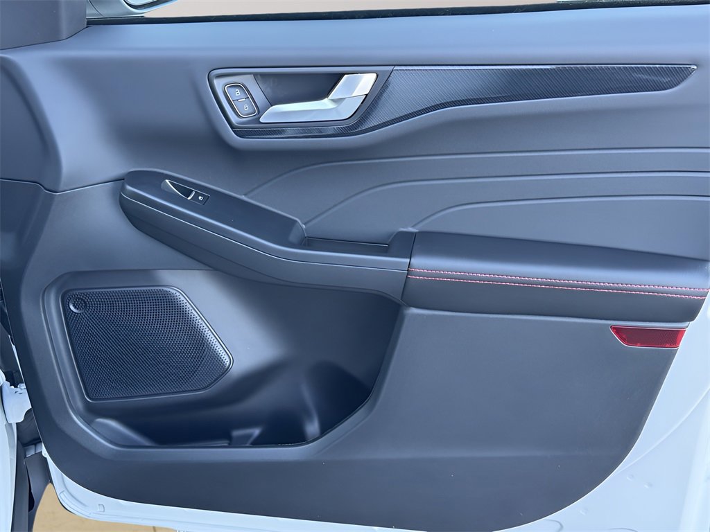 New 2026 Ford Escape ST-Line w/ Tech Pack #1 image 15