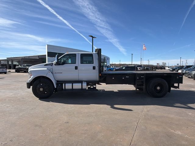 Used 2021 Ford F750 2WD Crew Cab Super Duty image 4