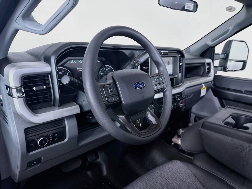 New 2027 Ford F350 XL w/ XL Driver Assist Package AWD/4WD image 8