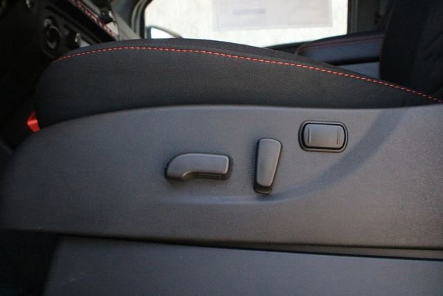 New 2025 Nissan Frontier PRO-4X image 23