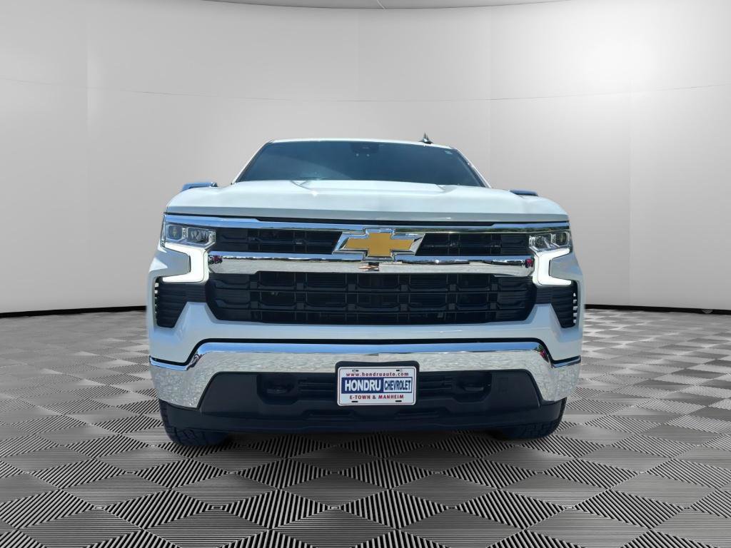 Used 2023 Chevrolet Silverado 1500 LT AWD/4WD image 7