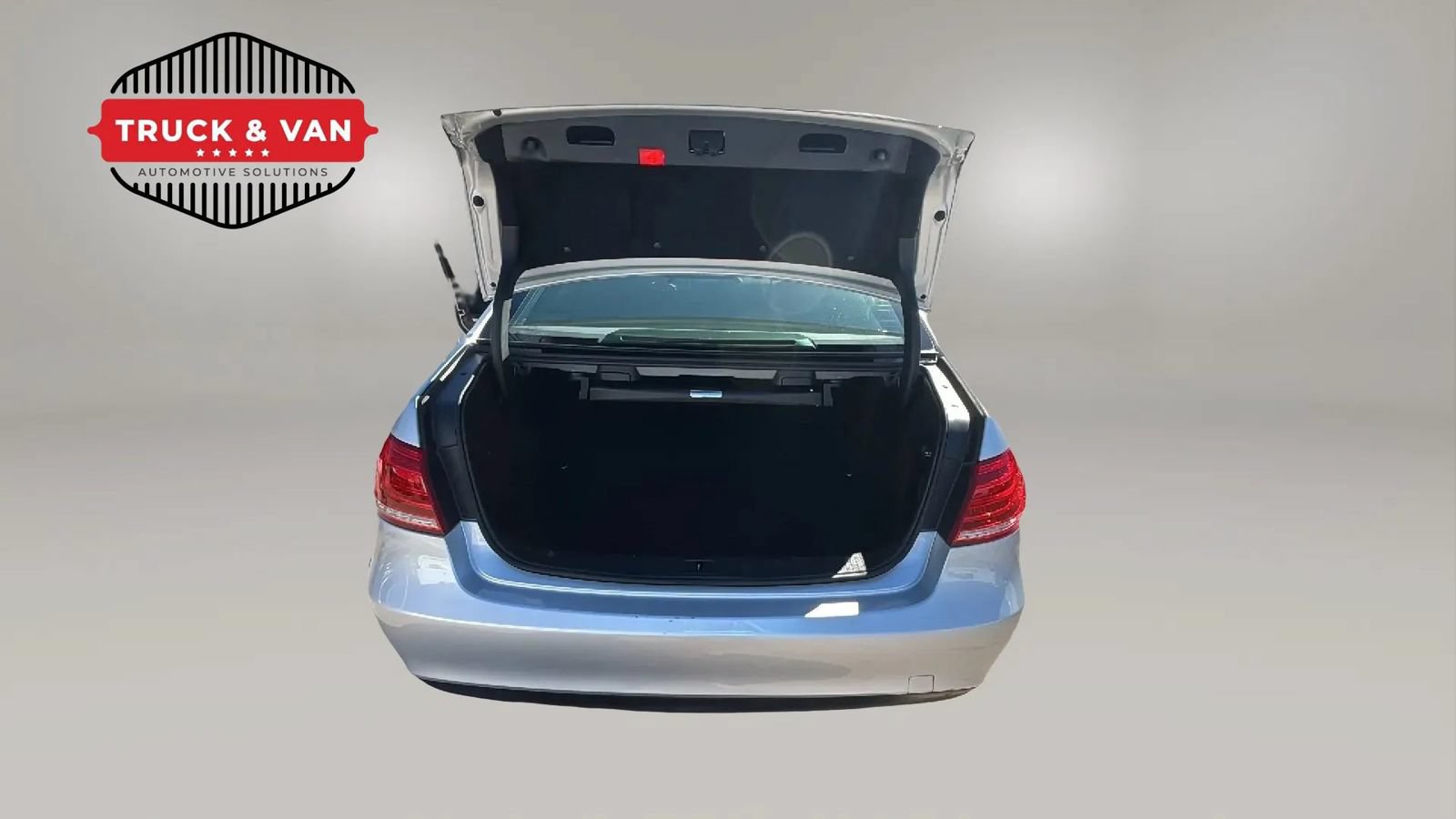 Used 2014 Mercedes-Benz E 350 Sedan image 52
