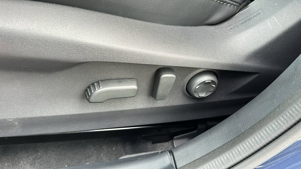 New 2025 Subaru Outback Limited image 8