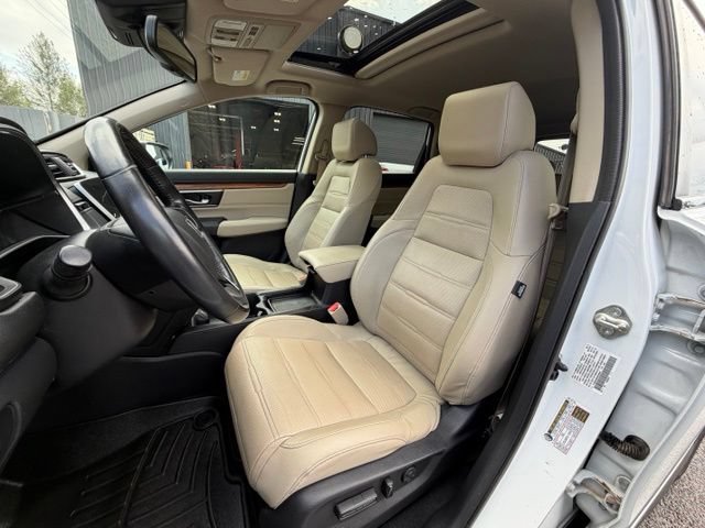 Used 2019 Honda CR-V Touring image 17