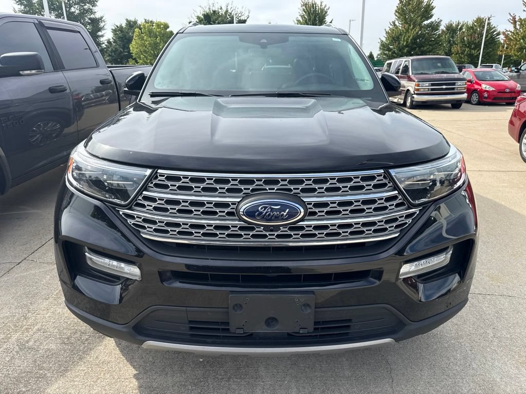 Used 2021 Ford Explorer Limited w/ Hybrid Equipment Group 310A AWD/4WD image 3