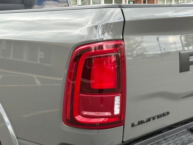 New 2026 RAM 2500 Limited AWD/4WD image 14