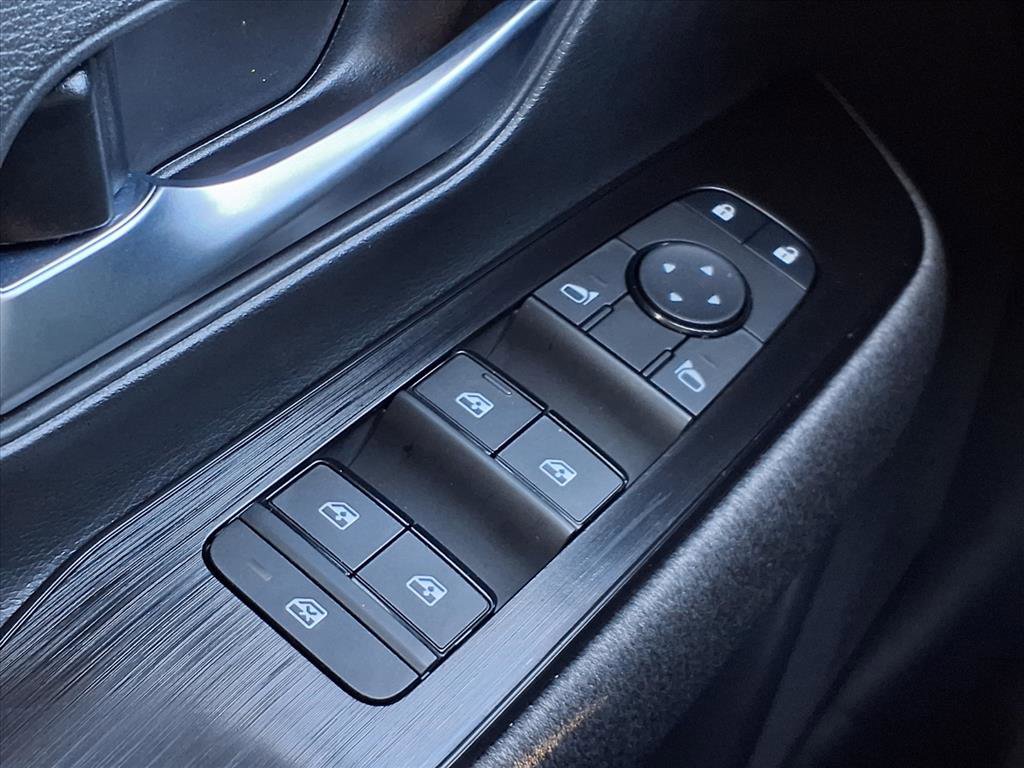 New 2026 Nissan Kicks SV w/ Illumination Package image 24