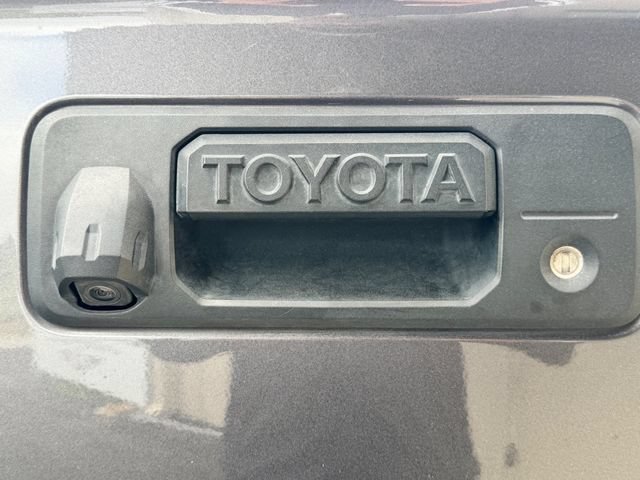 Used 2018 Toyota Tundra SR5 w/ TRD Sport Package RWD image 13
