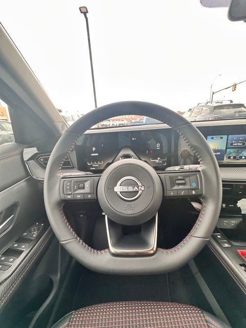 New 2025 Nissan Kicks SR image 17