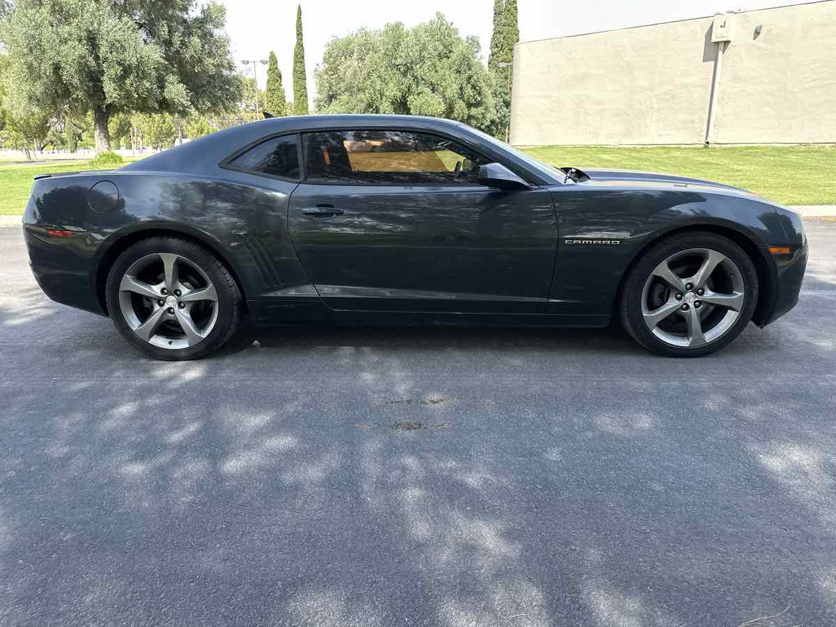 Used 2013 Chevrolet Camaro LS RWD image 6
